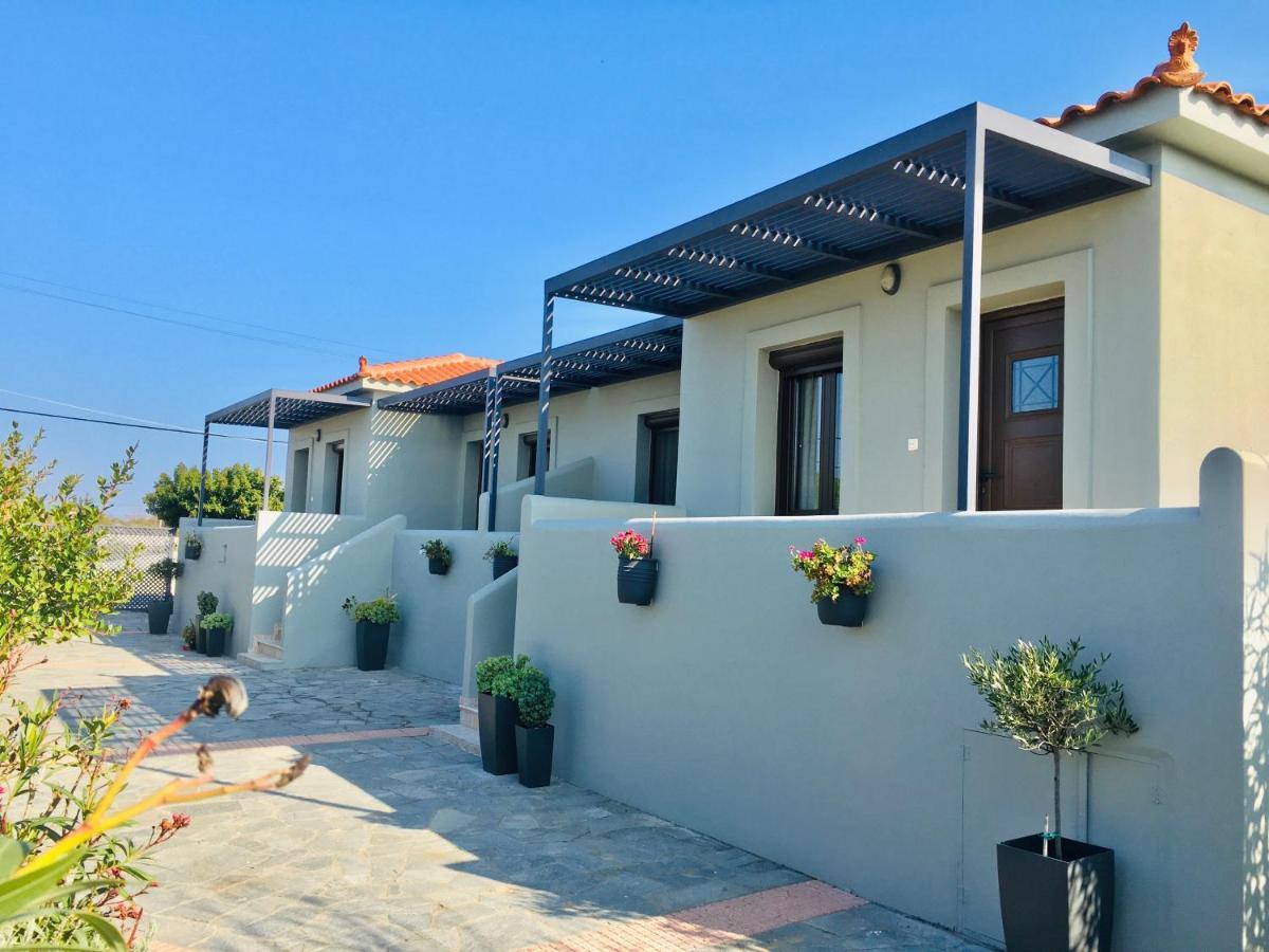 Caviro Apartment Moudhros Bagian luar foto