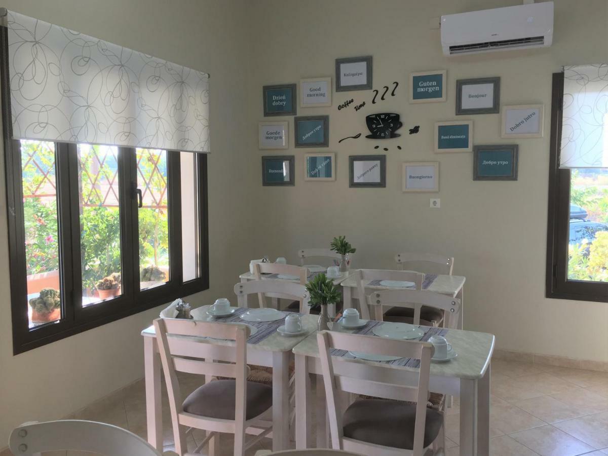 Caviro Apartment Moudhros Bagian luar foto